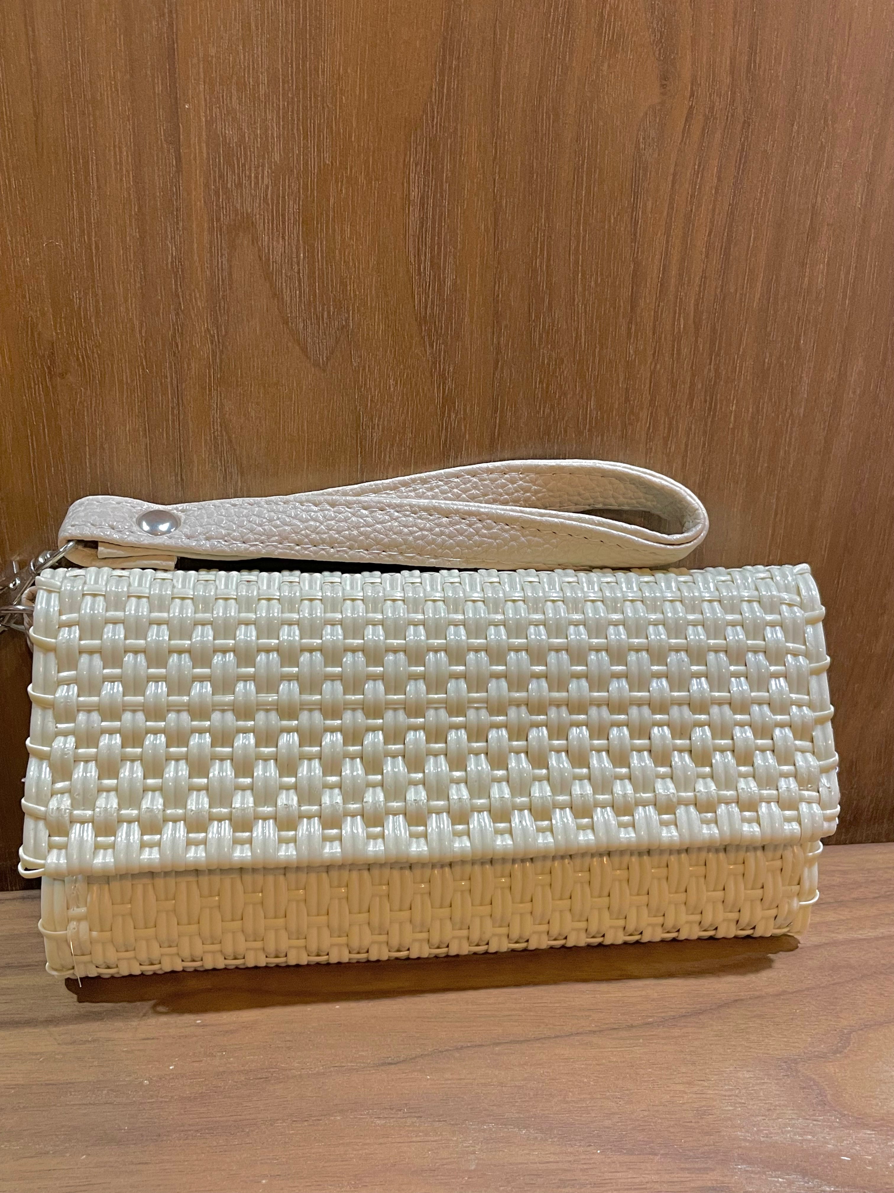 Cartera artesanal