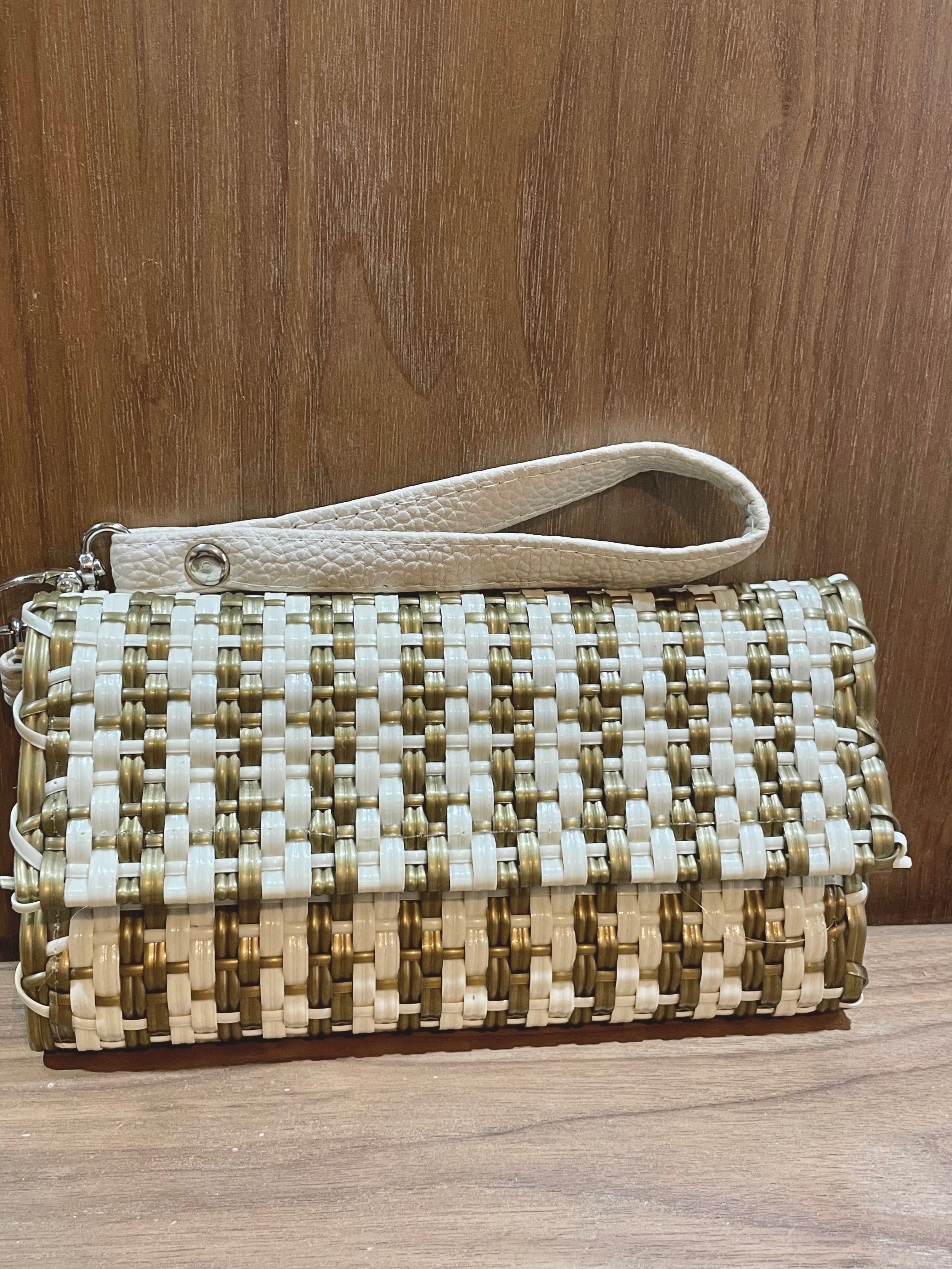 Cartera artesanal